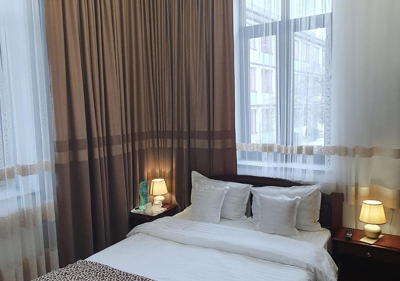 Casa Domneasca Rarau Otel Câmpulung Moldovenesc Dış mekan fotoğraf